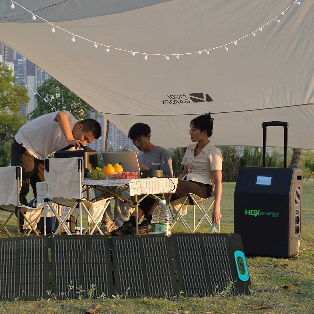 Trolley Case 2.5kWh Portable Power Station Scene